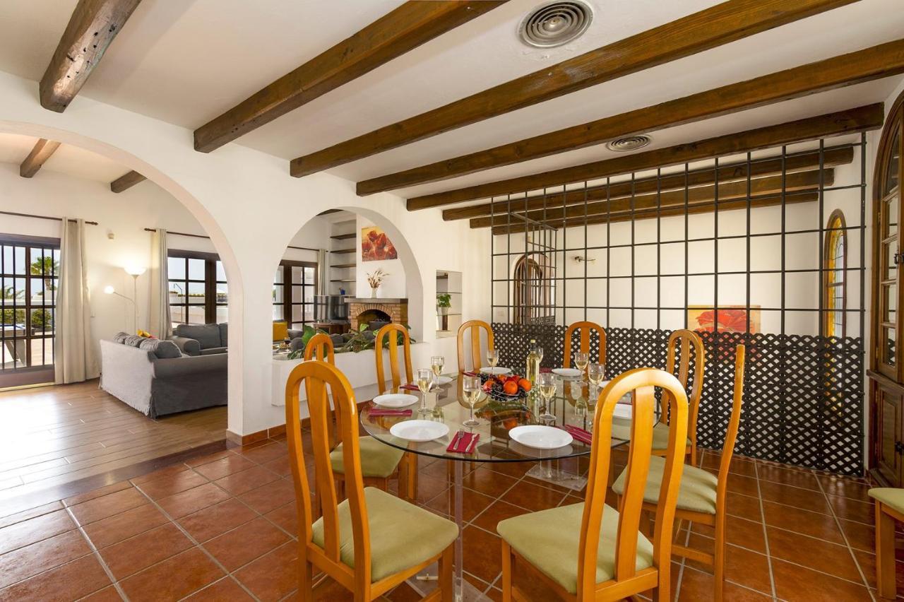 Villa Nikki By Villa Plus بويرتو ذيل كارمين المظهر الخارجي الصورة